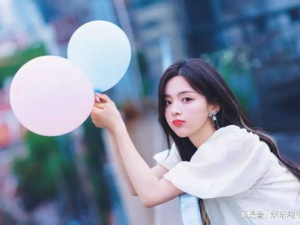 娱乐吃瓜杨超越,从火箭少女到单飞发展，事业蒸蒸日上
